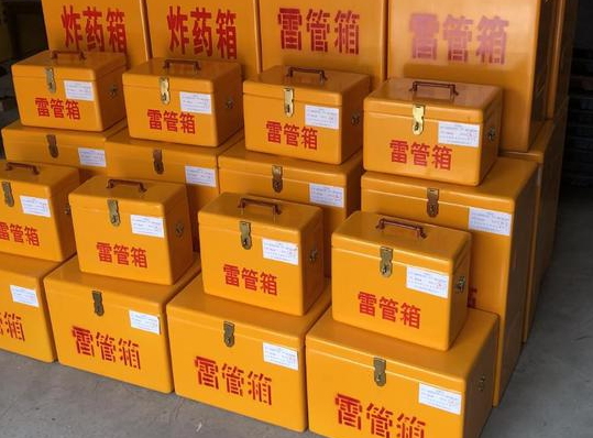玛沁玻璃钢雷管箱的使用寿命一般是多少？